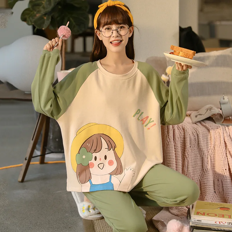 Пижама женская хлопковая с длинным рукавом и принтом, свободного покроя
Пижама женская хлопковая с длинным рукавом и принтом, свободного покроя