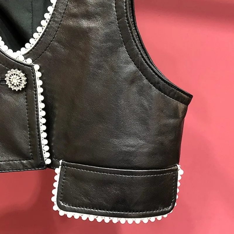 Real Sheepskin Sleeveless Jacket Women Lace V-Neck Asymmetrical Short Vest Slim Fit Waistcoat Black Genuine Leather Tank Vests
Real Sheepskin Sleeveless Jacket Women Lace V-Neck Asymmetrical Short Vest Slim Fit Waistcoat Black Genuine Leather Tank Vests