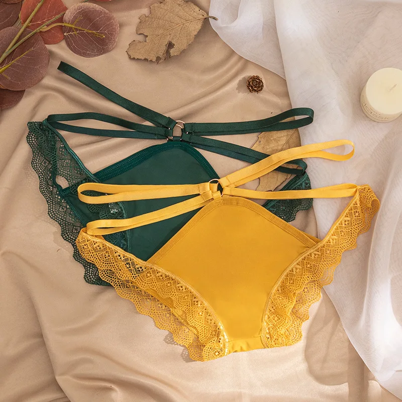 Sexy lace underwear cross-border bow low waist girls underwear lace side openwork metal decorative briefs
Sexy lace underwear cross-border bow low waist girls underwear lace side openwork metal decorative briefs