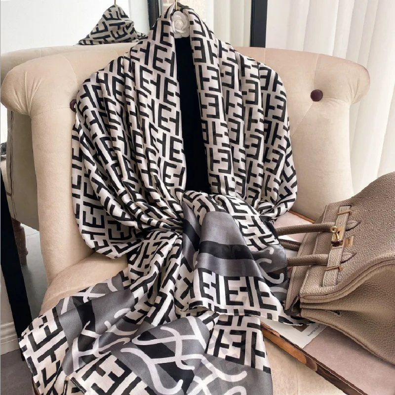 New Spring And Autumn Imitation Silk Shawl Fashion Letter Printing Elegant Wild Decoration Beach Sunscreen Thin Scarf 180cm*90cm
New Spring And Autumn Imitation Silk Shawl Fashion Letter Printing Elegant Wild Decoration Beach Sunscreen Thin Scarf 180cm*90cm