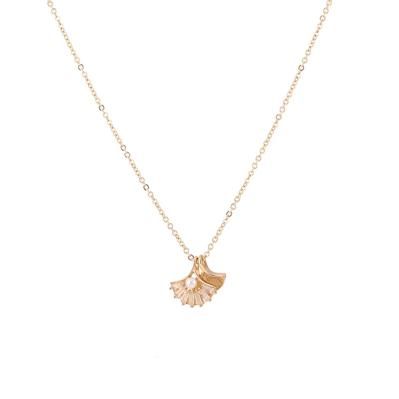 2020 Fashion Simulated Pearl Ginkgo Leaf Pendant Necklace For Women Gold Color Chains Chokers Necklaces Jewelry
2020 Fashion Simulated Pearl Ginkgo Leaf Pendant Necklace For Women Gold Color Chains Chokers Necklaces Jewelry