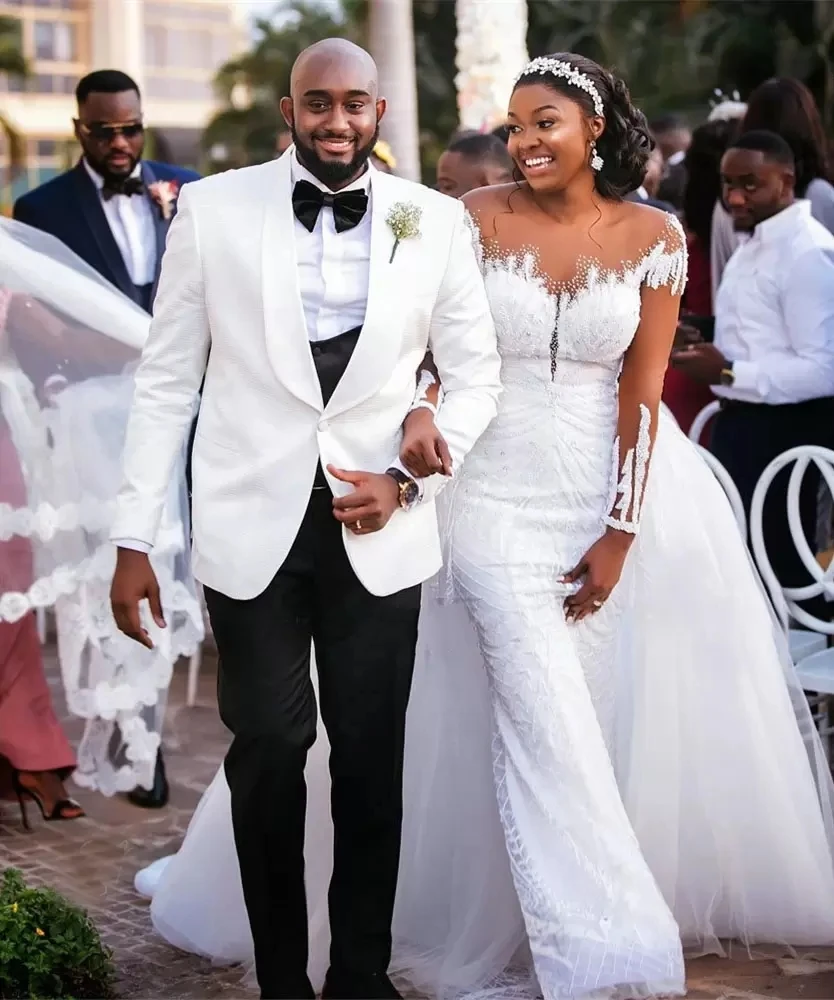 Long Sleeves Mermaid Lace Wedding Dress 2022 Overskirt Elegant Beading Applique African Bridal Gown Illusion Robe de
Long Sleeves Mermaid Lace Wedding Dress 2022 Overskirt Elegant Beading Applique African Bridal Gown Illusion Robe de