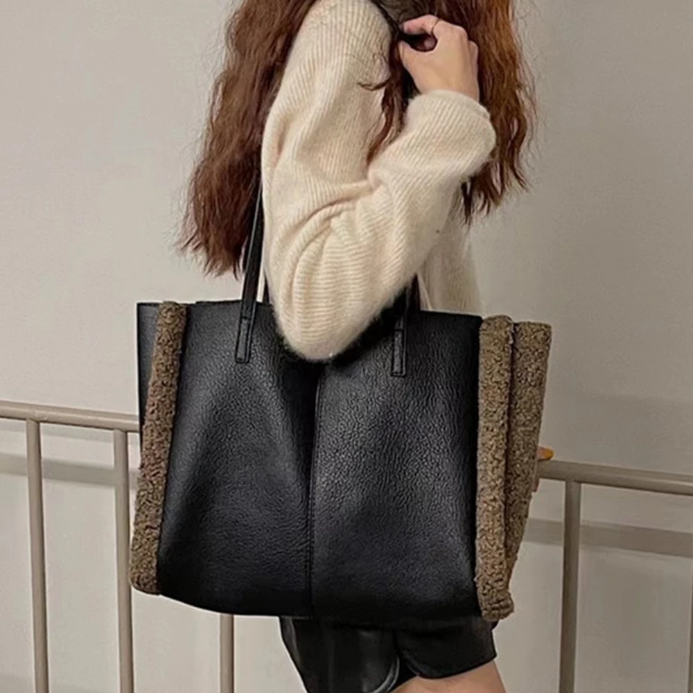 Overlarge Soft Handbags and Purses Designer Lambswool Tote Women Shoulder Bag Brands Faux Fur Shopper Bags for Women 2022 Clutch
Overlarge Soft Handbags and Purses Designer Lambswool Tote Women Shoulder Bag Brands Faux Fur Shopper Bags for Women 2022 Clutch