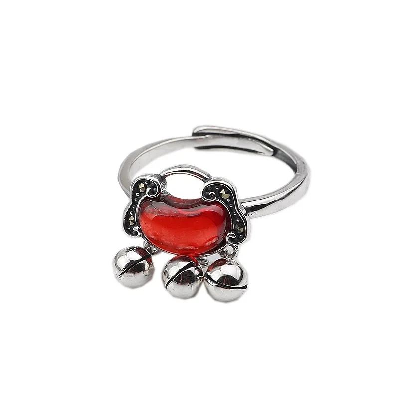 s925 pure silver ring female national wind restoring ancient ways is pomegranate red peace ChangMingSuo opening ring
s925 pure silver ring female national wind restoring ancient ways is pomegranate red peace ChangMingSuo opening ring
