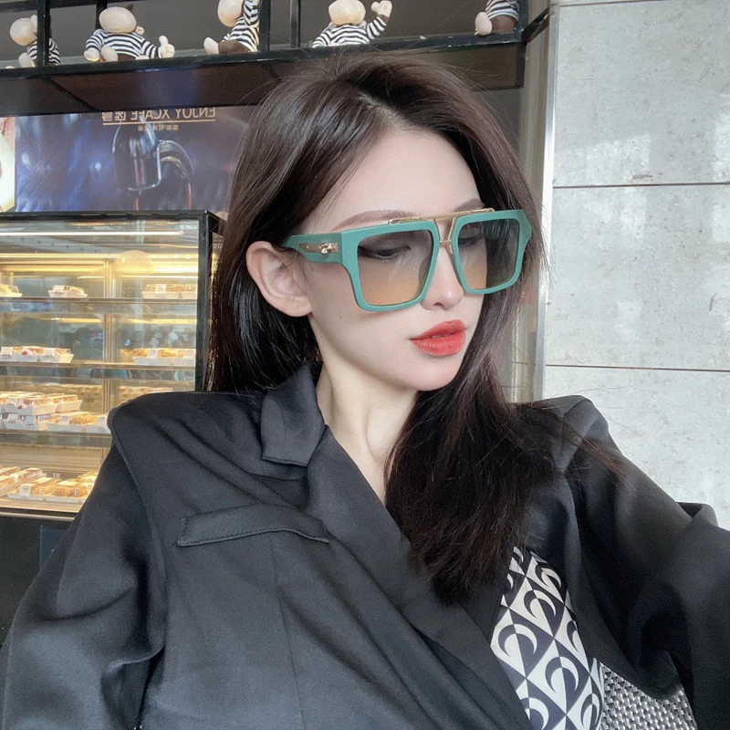 New Black Green Transparent White Brown Large Square Frame Picture Frame High Quality Women's Sunglasses 1009 Men's Glasses
New Black Green Transparent White Brown Large Square Frame Picture Frame High Quality Women's Sunglasses 1009 Men's Glasses