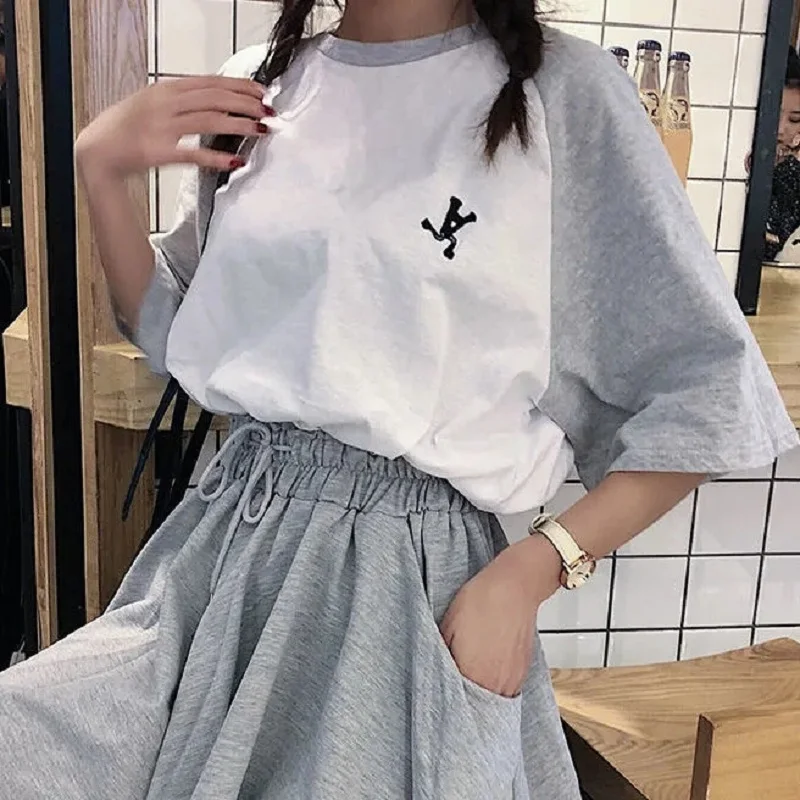 Summer Korean short-sleeved T-shirt short skirt sports suit female Harajuku Oversized t-shirt Woman clothes Female clothing y2k
Summer Korean short-sleeved T-shirt short skirt sports suit female Harajuku Oversized t-shirt Woman clothes Female clothing y2k