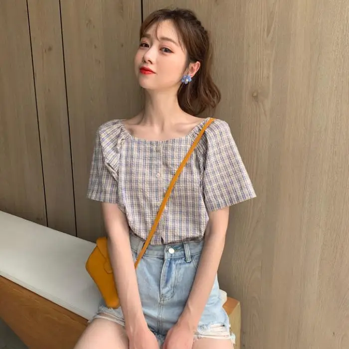 Short-sleeved Plaid Shirt Female Summer New Korean Style Small Fresh Loose Square Collar Western French Retro Blouse
Short-sleeved Plaid Shirt Female Summer New Korean Style Small Fresh Loose Square Collar Western French Retro Blouse