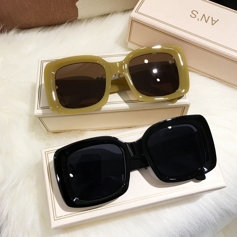 MS New Women Sunglasses UV400 High Quality Gradient Ocean color Sun Glasses Female Fashion Oculos
MS New Women Sunglasses UV400 High Quality Gradient Ocean color Sun Glasses Female Fashion Oculos