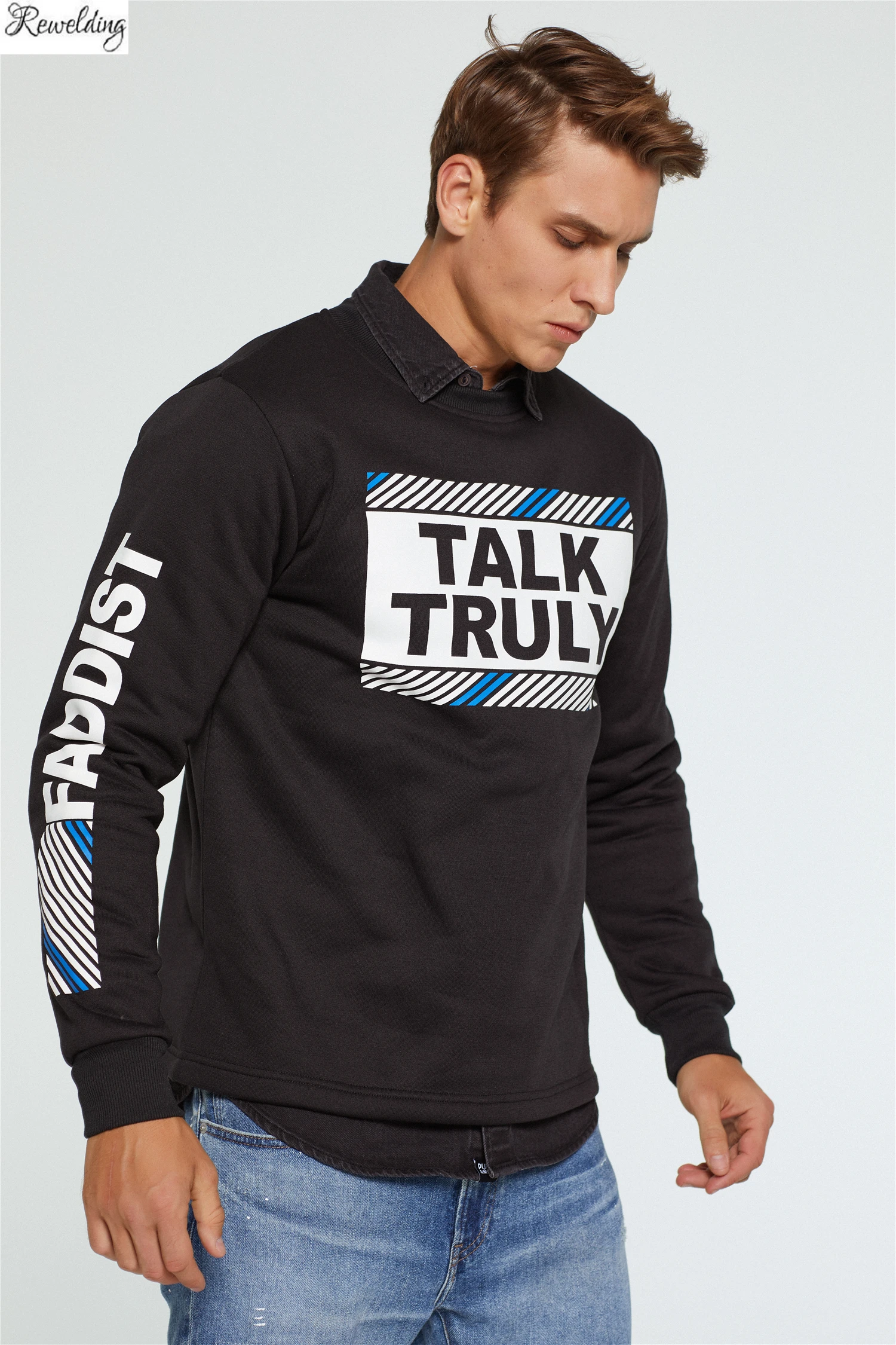 Autumn Winter Letter Diagonal Print Pullover Hoodies Men Fleece Long Sleeve O-neck Sweatshirt Hip Hop Streetwear Coat Big Size
Autumn Winter Letter Diagonal Print Pullover Hoodies Men Fleece Long Sleeve O-neck Sweatshirt Hip Hop Streetwear Coat Big Size