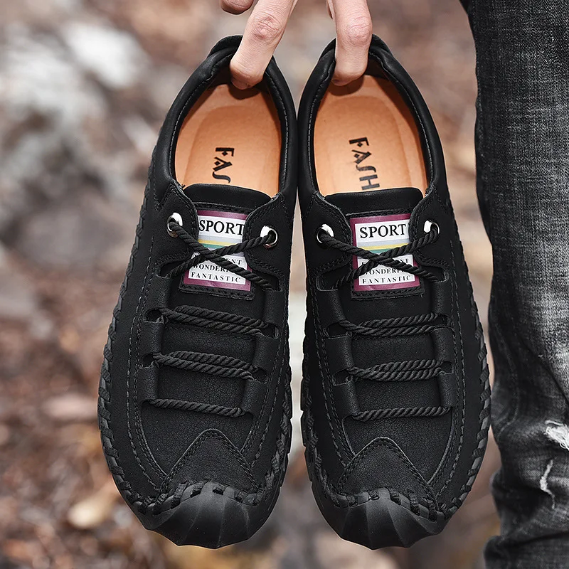 Men Casual Shoes Leather Fashion Men Sneakers Handmade Breathable Man Shoes Lightweight Mens Loafers Moccasins Plus Size 38-45 
Men Casual Shoes Leather Fashion Men Sneakers Handmade Breathable Man Shoes Lightweight Mens Loafers Moccasins Plus Size 38-45