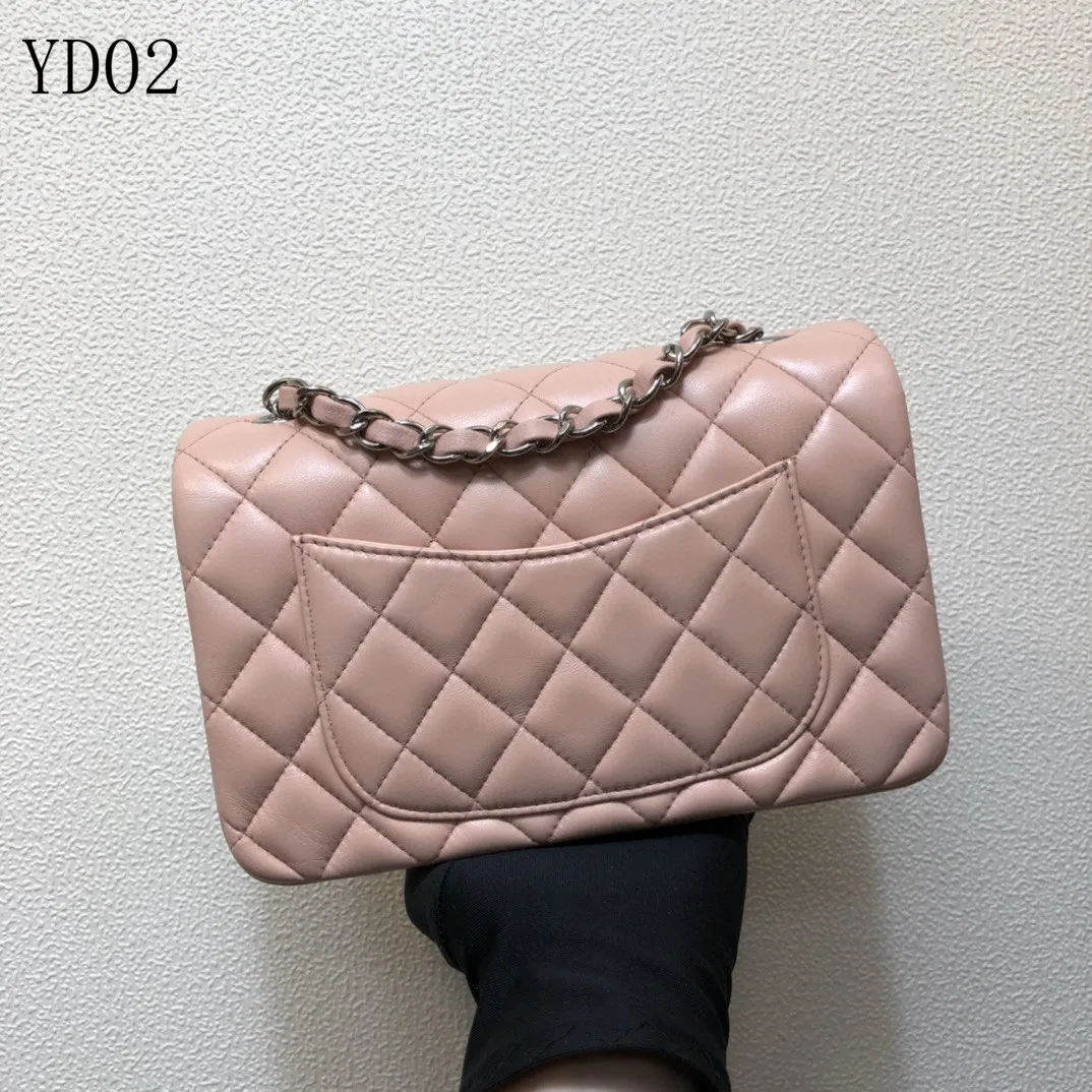 Branded Women'S Shoulder Bags 2021 Thick Chain Quilted Shoulder Purses And Handbag Women Clutch Bags Ladies Hand Bag
Branded Women'S Shoulder Bags 2021 Thick Chain Quilted Shoulder Purses And Handbag Women Clutch Bags Ladies Hand Bag