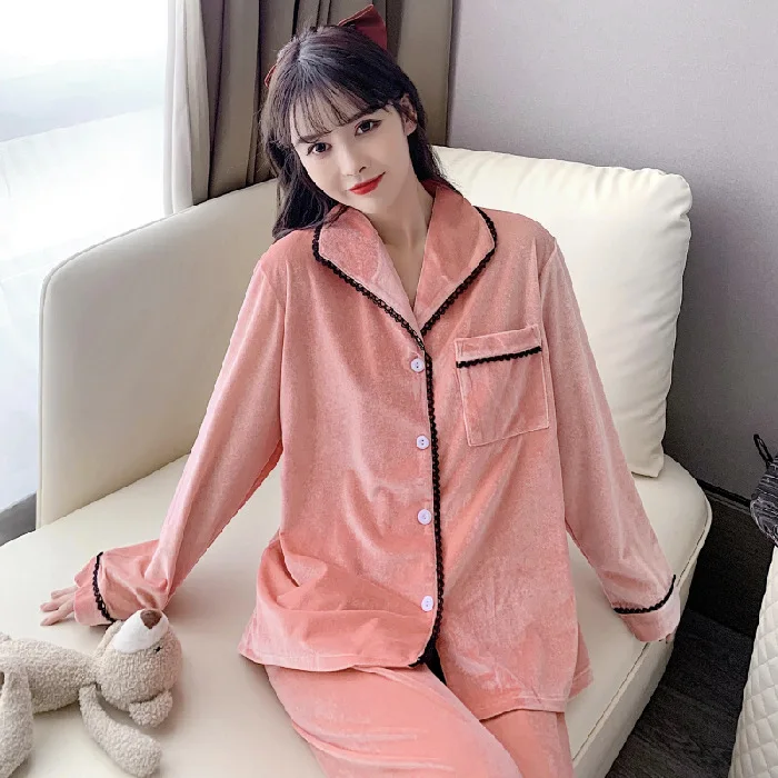 Осенне-зимняя новая велюровая одежда для сна, женский свободный пижамный комплект из 2 предметов, брюки с длинным рукавом, ночная рубашка, кр... 
Осенне-зимняя новая велюровая одежда для сна, женский свободный пижамный комплект из 2 предметов, брюки с длинным рукавом, ночная рубашка, кр...