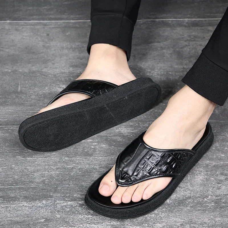 Mens Flip Flops Sandals Genuine Leather Casual Men Slippers Summer Fashion Beach Flip Flops Platform Sandals 
Mens Flip Flops Sandals Genuine Leather Casual Men Slippers Summer Fashion Beach Flip Flops Platform Sandals