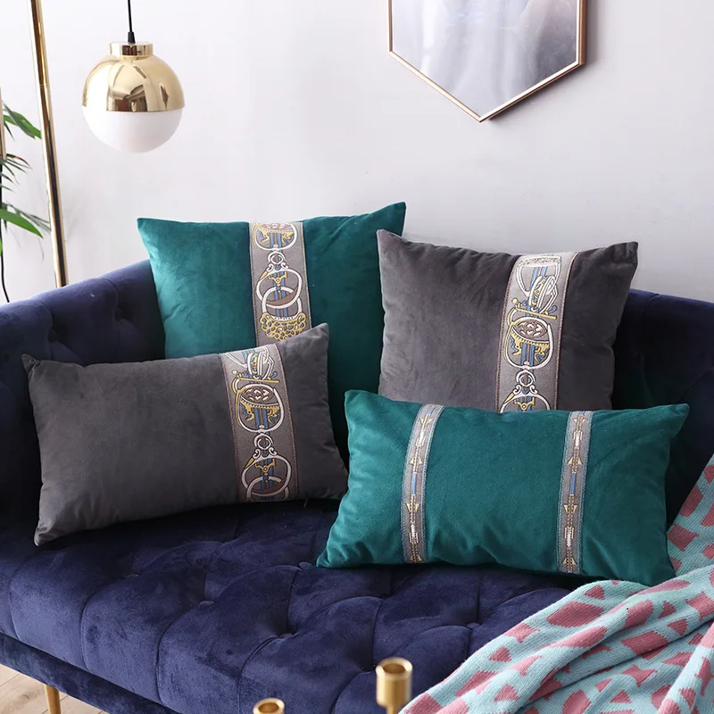 Light Luxury Soft New Chinese Style Cushion Cover Solid Modern Decorative Pillowcases Cover European Home Bed Sofa Decoration
Light Luxury Soft New Chinese Style Cushion Cover Solid Modern Decorative Pillowcases Cover European Home Bed Sofa Decoration