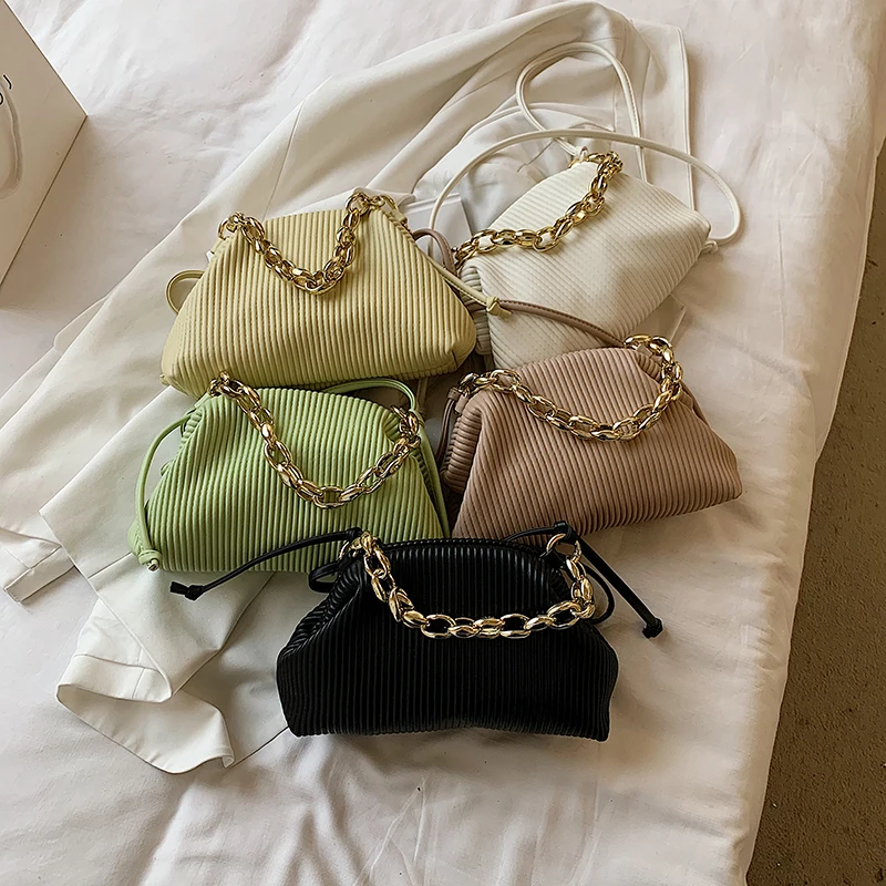 Luxury Chain Handbag Green Crossbody Bag and Purse Designer Shoulder Bag for Women High Quality Leather Cloud Bag
Luxury Chain Handbag Green Crossbody Bag and Purse Designer Shoulder Bag for Women High Quality Leather Cloud Bag