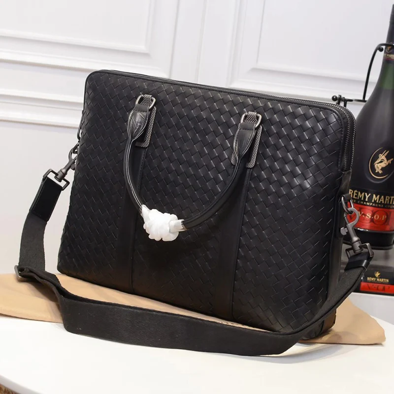 Men Cowhide Woven Shoulder Bag Multifunction High Quality Luxury Business Large Capacity Cowskin Genuine Leather Top-Handle Bags
Men Cowhide Woven Shoulder Bag Multifunction High Quality Luxury Business Large Capacity Cowskin Genuine Leather Top-Handle Bags