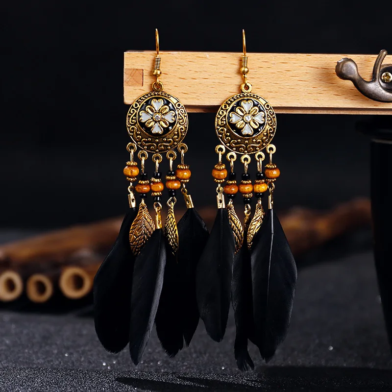 Bohemian Round Oil Painting Long Fringed Earrings Female Feather Earrings European and American Earrings 
Bohemian Round Oil Painting Long Fringed Earrings Female Feather Earrings European and American Earrings