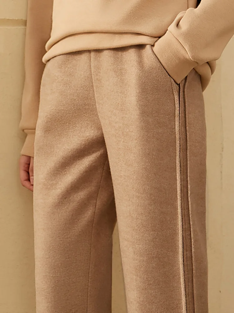 Minimalism Winter Fashion Women's Pants Causal Elastic Waist Keep Warm Velvet Pants Fashion Thick Female Pants
Minimalism Winter Fashion Women's Pants Causal Elastic Waist Keep Warm Velvet Pants Fashion Thick Female Pants
