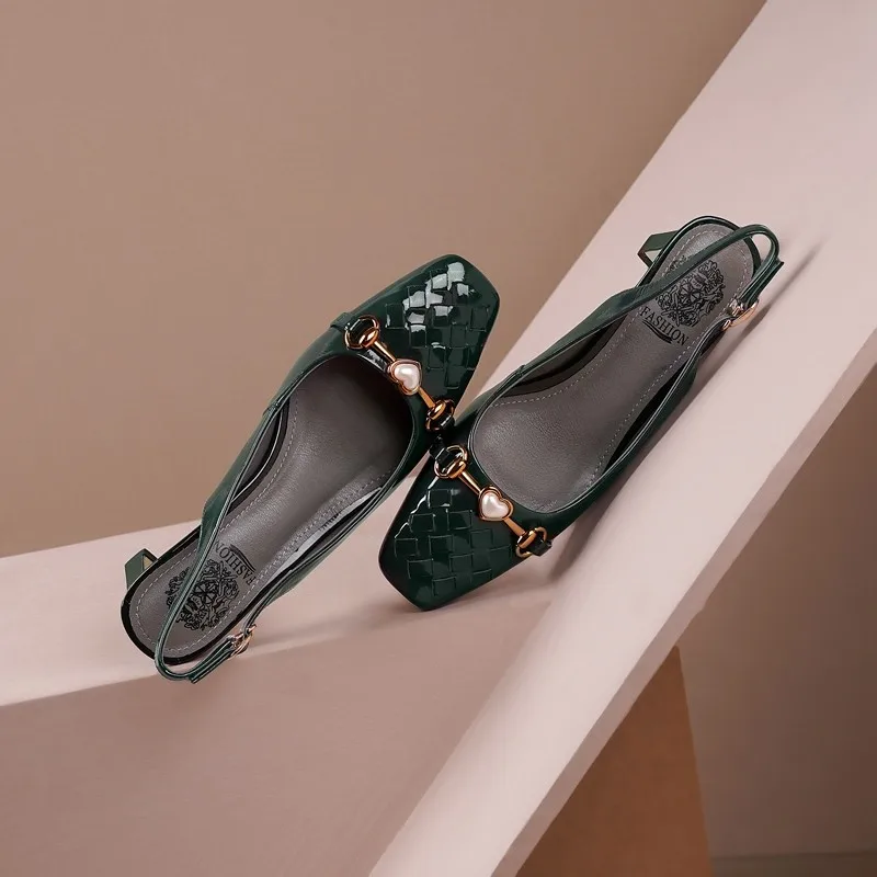 Spring Summer 2021 Women Shoes Quality Sandals Woman Weave Square Toe Patent Leather High Heels Pearls Ladies Party Shoes Green
Spring Summer 2021 Women Shoes Quality Sandals Woman Weave Square Toe Patent Leather High Heels Pearls Ladies Party Shoes Green