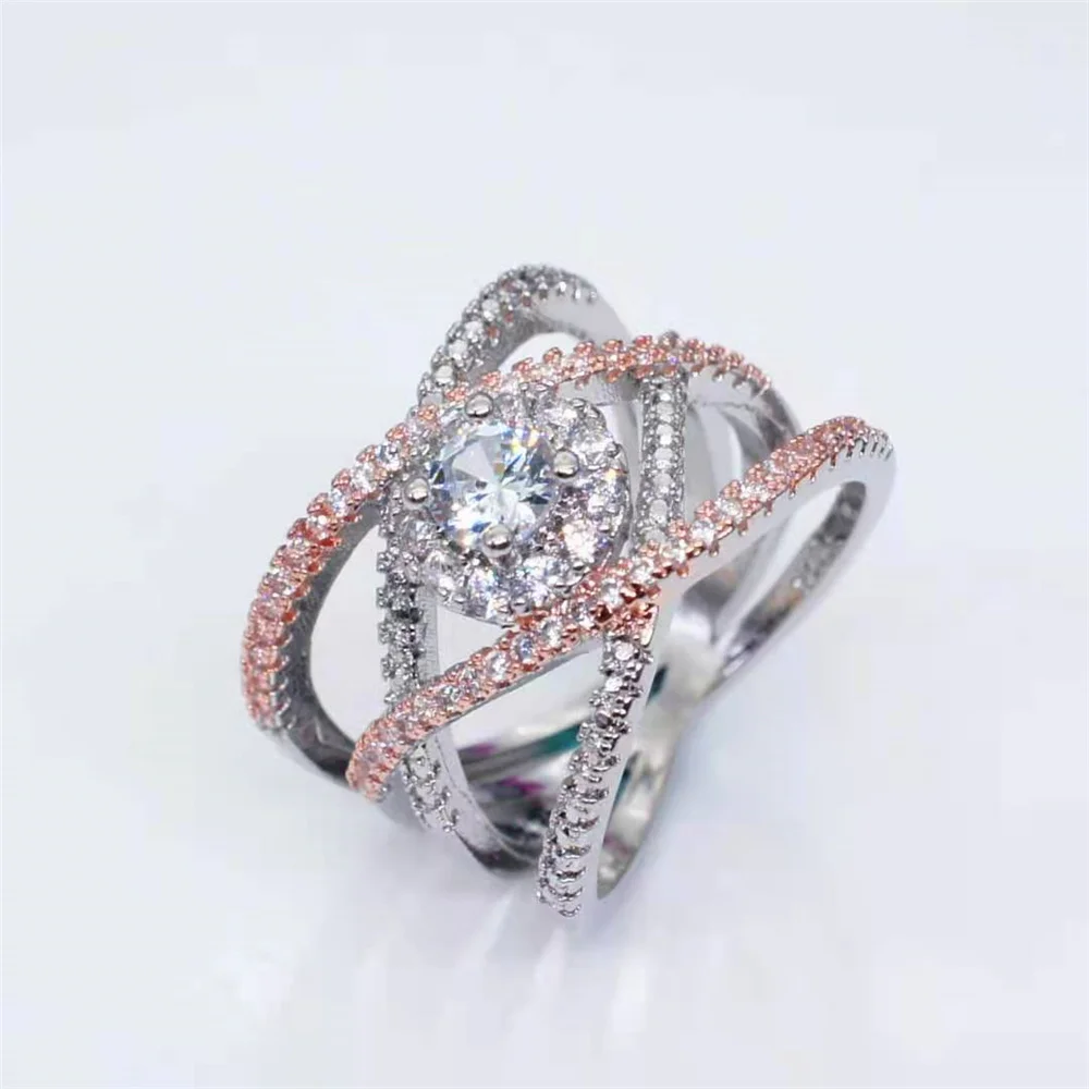 Fashion Romantic Two Tone Rose Gold Plated Rhinestone Ring Female Creative Cross Shiny Zircon Engagement Ring Jewelry Wedding
Fashion Romantic Two Tone Rose Gold Plated Rhinestone Ring Female Creative Cross Shiny Zircon Engagement Ring Jewelry Wedding