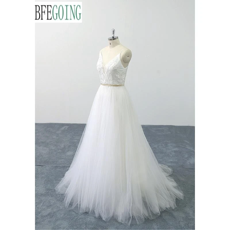 Кружевное Тюлевое платье цвета слоновой кости с V-образным вырезом, на бретельках, а-силуэт, свадебные платья со шлейфом, индивидуальный пош...
Кружевное Тюлевое платье цвета слоновой кости с V-образным вырезом, на бретельках, а-силуэт, свадебные платья со шлейфом, индивидуальный пош...