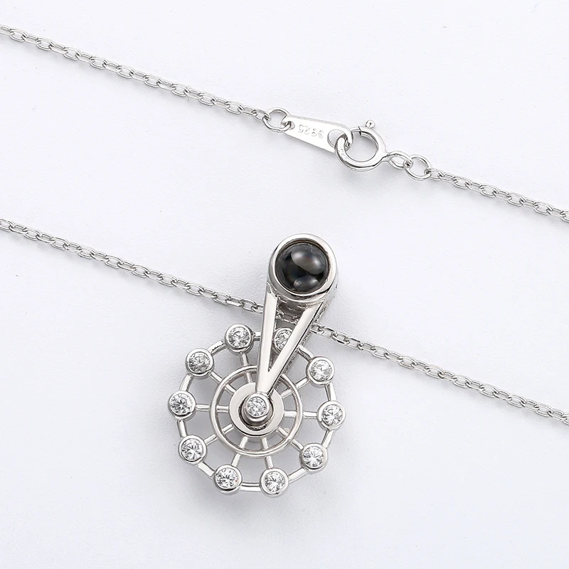 Stylish wedding dress necklace projection pendant romantic pure silver rose gold love memory ferris wheel 100 languages
Stylish wedding dress necklace projection pendant romantic pure silver rose gold love memory ferris wheel 100 languages