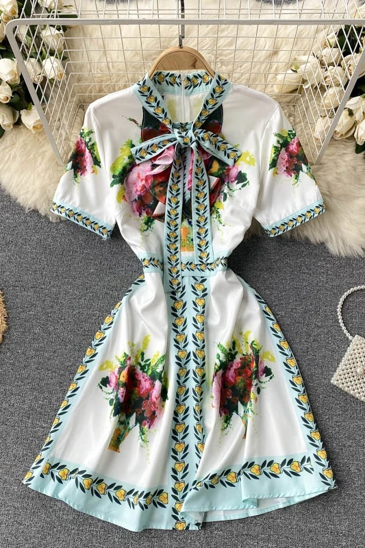 Small dress, ladies, high-end women's design sense, printed color matching, bow tie, slim dress, female summer dress
Small dress, ladies, high-end women's design sense, printed color matching, bow tie, slim dress, female summer dress