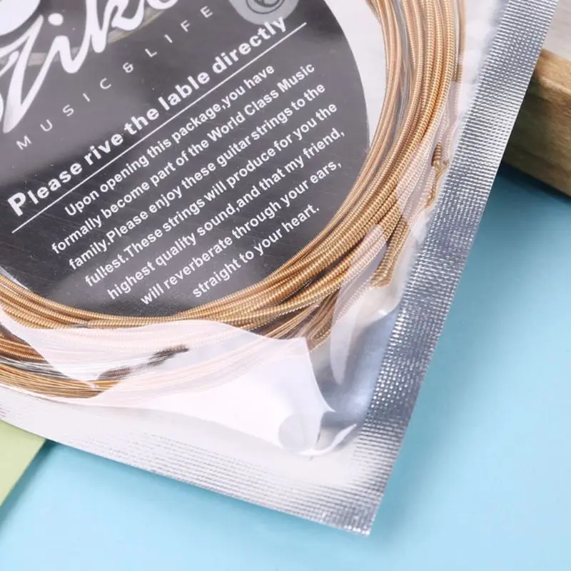 DP Series 1 Set Acoustic Guitar Strings Phosphor Bronze 010/011/012 High Quality and Brand New
DP Series 1 Set Acoustic Guitar Strings Phosphor Bronze 010/011/012 High Quality and Brand New