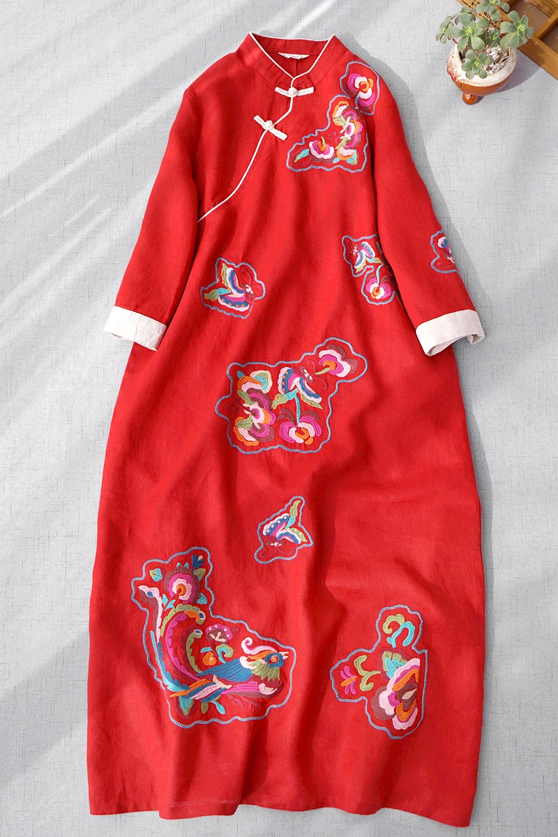 Spring Autumn Women Loose Vintage Chinese Style Buttons Slant Opening Embroidery Comfortable Water Washed Linen Red Dresses
Spring Autumn Women Loose Vintage Chinese Style Buttons Slant Opening Embroidery Comfortable Water Washed Linen Red Dresses