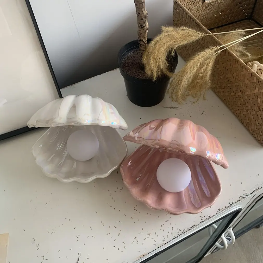 Girl Dream Ceramic Shell Lamp Pearl Fairy Decoration Night Light Storage Pearl Shell Lamp Desktop Decoration
Girl Dream Ceramic Shell Lamp Pearl Fairy Decoration Night Light Storage Pearl Shell Lamp Desktop Decoration