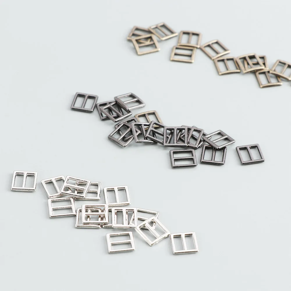 100pcs 5mm Mini Metal Belt Buckles Tri-glide Ultra-small DIY Doll Clothes Buttons Shoes Buckle Doll Clothing Accessories
100pcs 5mm Mini Metal Belt Buckles Tri-glide Ultra-small DIY Doll Clothes Buttons Shoes Buckle Doll Clothing Accessories