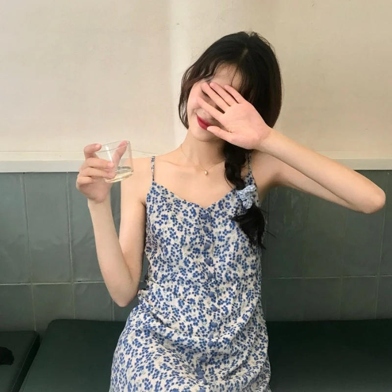 Summer Floral Chiffon Sling Dress Leisure Vacation Beach Blue Square Collar Dresses Robe Sleeveless Clothing For Women Y787
Summer Floral Chiffon Sling Dress Leisure Vacation Beach Blue Square Collar Dresses Robe Sleeveless Clothing For Women Y787