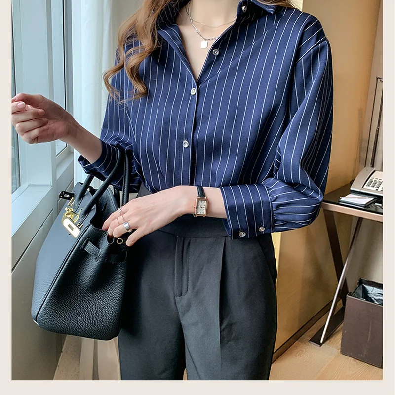 ZAWAHIKI Korean Vintage Striped Women Blouses 2021 Spring Long Sleeve Turn-down Collar Single Breasted Elegant Blusas Mujer
ZAWAHIKI Korean Vintage Striped Women Blouses 2021 Spring Long Sleeve Turn-down Collar Single Breasted Elegant Blusas Mujer