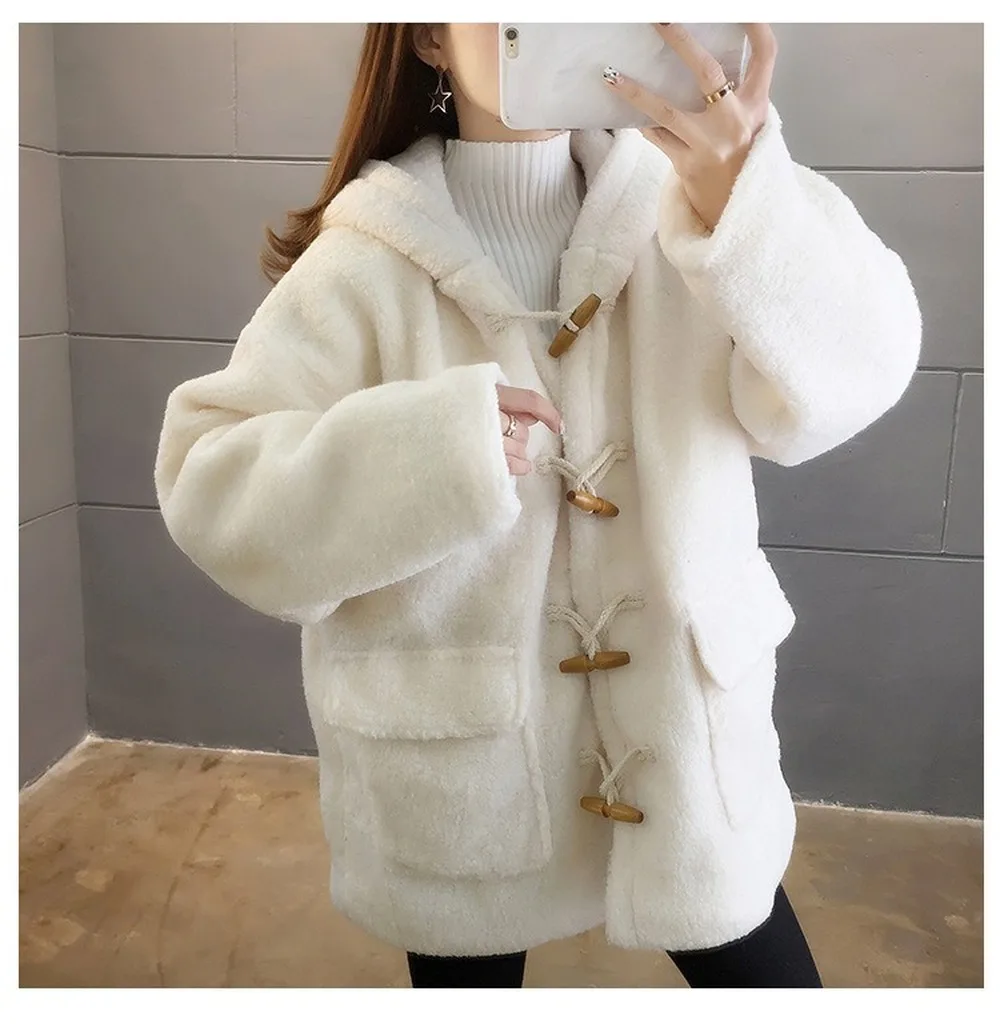 Winter Women for High Quality Faux Fur Coat Luxury Fur Coat Loose Lapel OverCoat Thick Warm Plus Size Female Plush Jacket Cloth
Winter Women for High Quality Faux Fur Coat Luxury Fur Coat Loose Lapel OverCoat Thick Warm Plus Size Female Plush Jacket Cloth