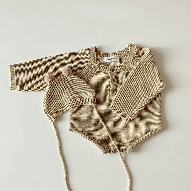 Korean version of ins newborn baby autumn knitted jumpsuit baby cute little hat bag fart climb sweater for men and women.
Korean version of ins newborn baby autumn knitted jumpsuit baby cute little hat bag fart climb sweater for men and women.