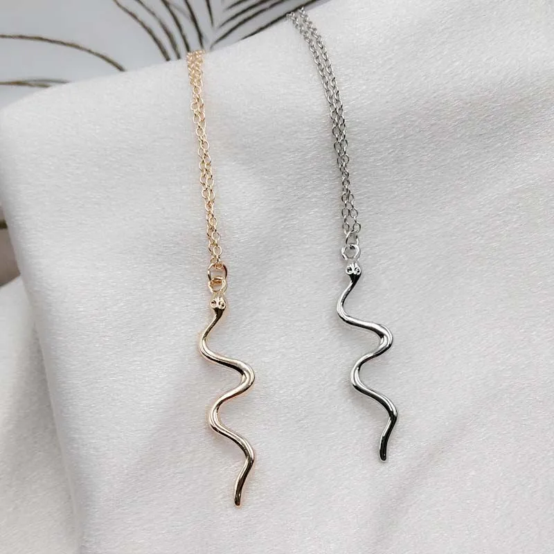 Necklaces for women personality dark tide cool snake necklace hip hop thick chain clavicle chain delicate necklace
Necklaces for women personality dark tide cool snake necklace hip hop thick chain clavicle chain delicate necklace