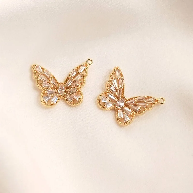 Romantic Butterfly Shaped Pendant Gold Color Lnlaid Zircon Charm Pendants For DIY Earrings Necklace Making Jewellery Accessories
Romantic Butterfly Shaped Pendant Gold Color Lnlaid Zircon Charm Pendants For DIY Earrings Necklace Making Jewellery Accessories