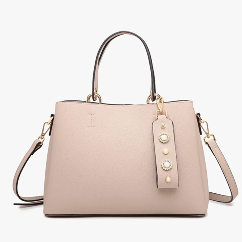 Classic Fashion Leather Women's Handbag Shoulred Bag Retro Style High Quality Design Large Capacity Multifunctional
Classic Fashion Leather Women's Handbag Shoulred Bag Retro Style High Quality Design Large Capacity Multifunctional