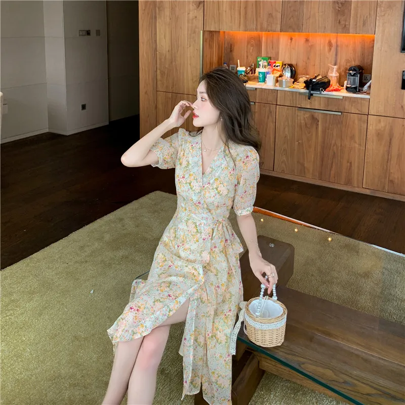 GRUIICEEN New Collection Summer Floral Dress Elegant Korean Party Dress Lace Slim V Neck Midi Dresses For Women 2021
GRUIICEEN New Collection Summer Floral Dress Elegant Korean Party Dress Lace Slim V Neck Midi Dresses For Women 2021