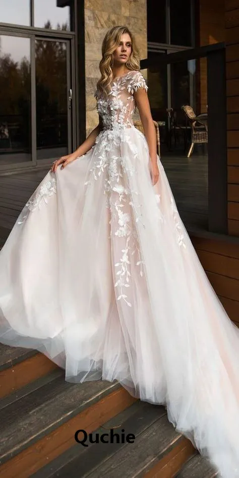 Cap Sleeves Tulle Wedding Dresses Appliques Short Sleeves Illusion Bodice Bridal Dress Formal Vestidos de Noivas Plus
Cap Sleeves Tulle Wedding Dresses Appliques Short Sleeves Illusion Bodice Bridal Dress Formal Vestidos de Noivas Plus