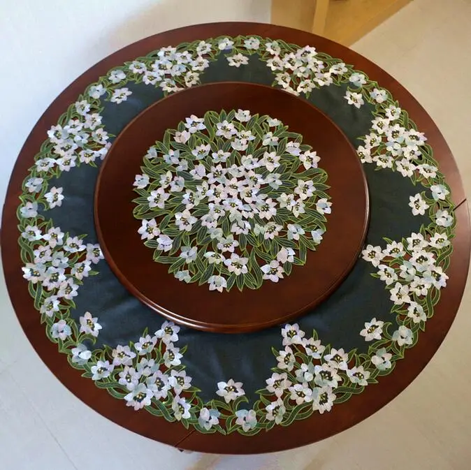 Modern Lace Satin Green Tablecloth Embroidery Dining Table Cover Jacquard Table Cloth Placemat Christmas Party Wedding Decor
Modern Lace Satin Green Tablecloth Embroidery Dining Table Cover Jacquard Table Cloth Placemat Christmas Party Wedding Decor
