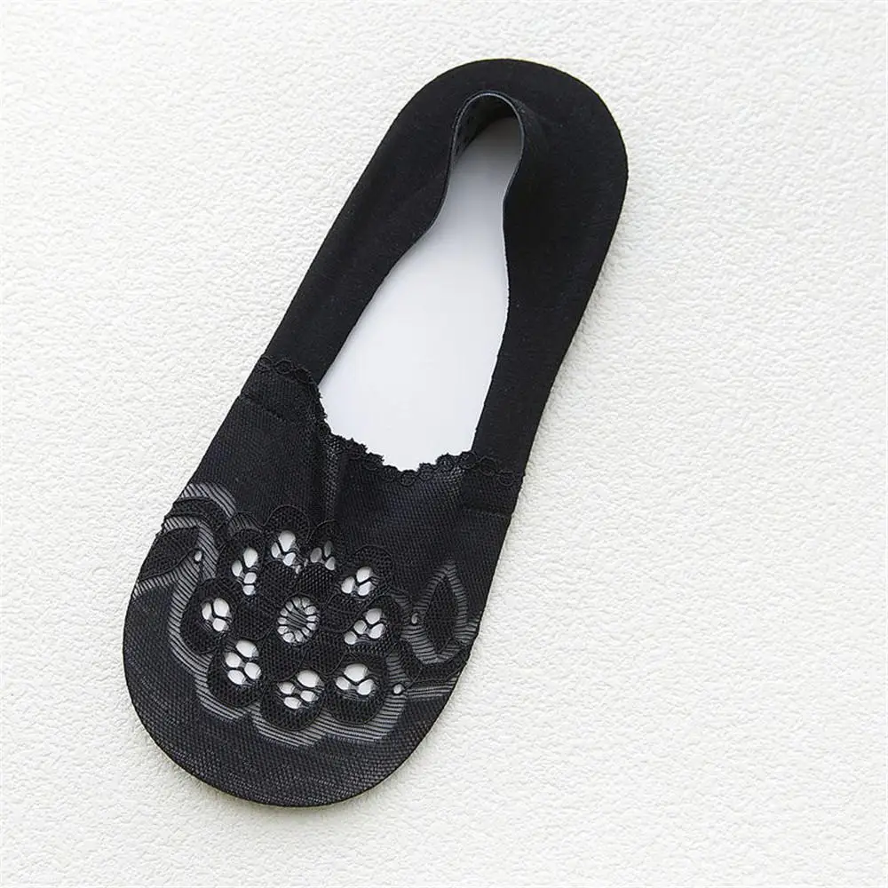 1Pair New Fashion Spring Summer Lace Non-slip Flower Models Invisible Boat Socks Women's Soft Low Socks Antiskid Ankle Sock
1Pair New Fashion Spring Summer Lace Non-slip Flower Models Invisible Boat Socks Women's Soft Low Socks Antiskid Ankle Sock