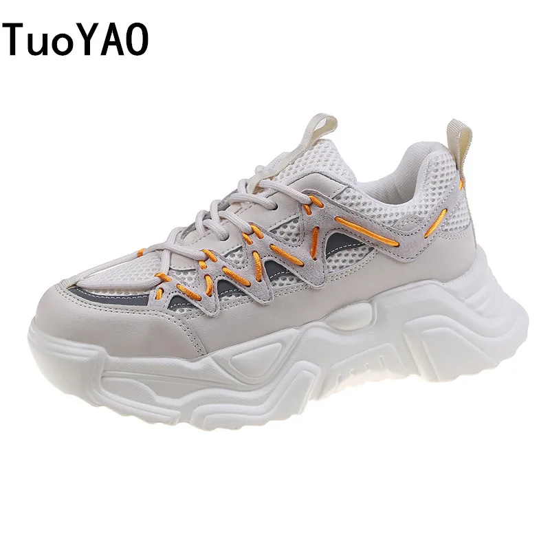 Women Platform Chunky Sneakers Designers Fashion Lace Up Casual Shoes Woman Tennis Basket Female Autumn Vulcanized Shoes 2021
Women Platform Chunky Sneakers Designers Fashion Lace Up Casual Shoes Woman Tennis Basket Female Autumn Vulcanized Shoes 2021