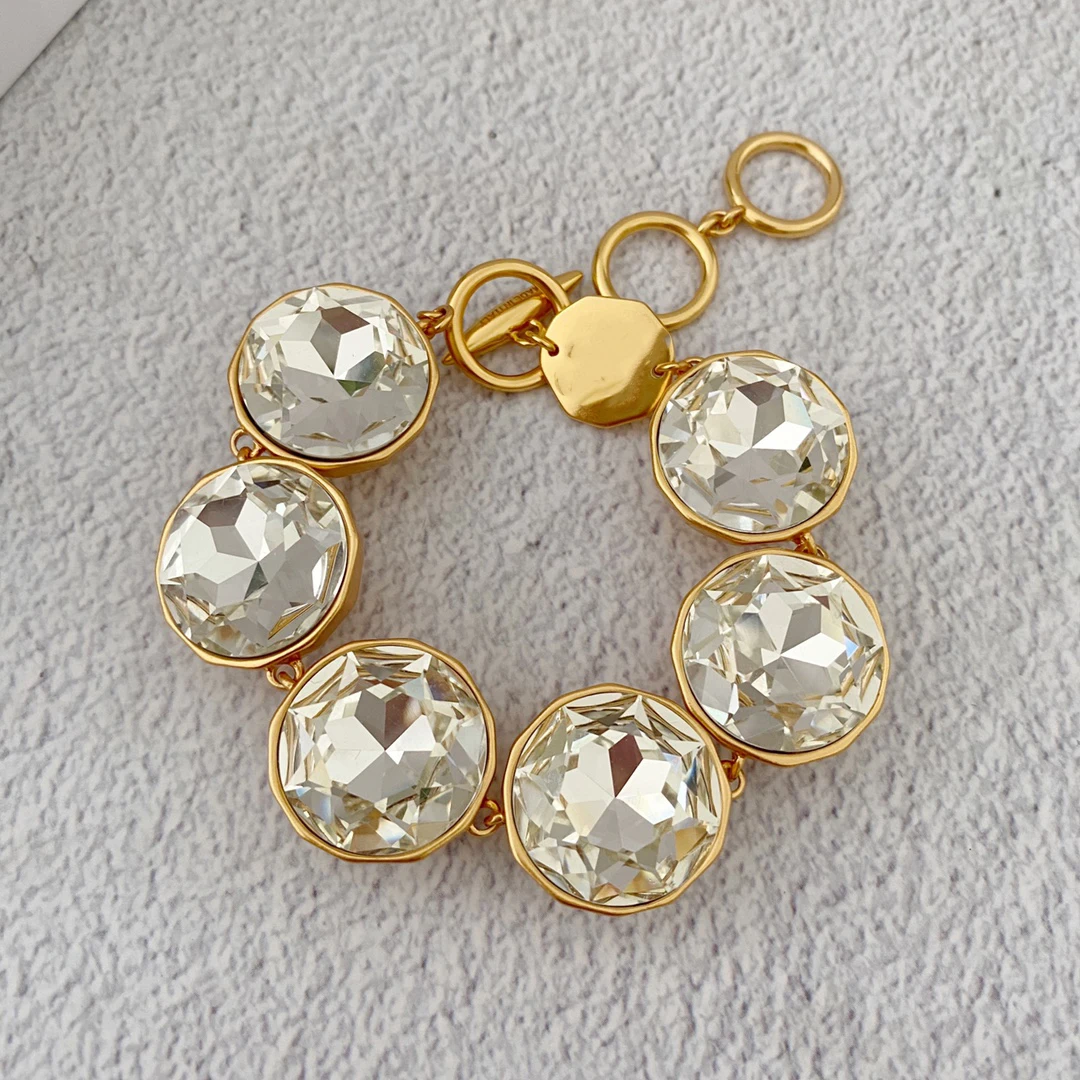 Женский браслет из латуни, инкрустированный камнями, роскошные украшения 
Женский браслет из латуни, инкрустированный камнями, роскошные украшения