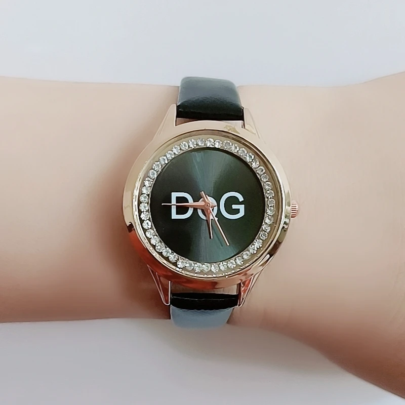 Relogio Feminino DQG Women Watch Fashion Casual Lady Leather Belt Diamond Small Dial Quartz Ladies Wristwatch Party Reloj Mujer
Relogio Feminino DQG Women Watch Fashion Casual Lady Leather Belt Diamond Small Dial Quartz Ladies Wristwatch Party Reloj Mujer