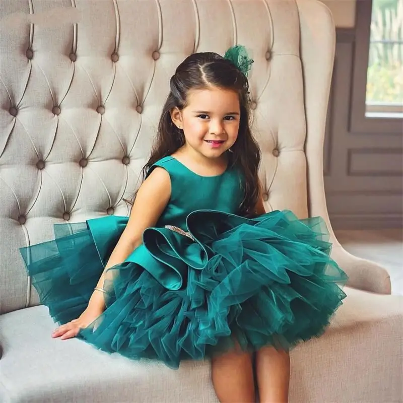 Puffy Tulle Skirt Girls Pageant Gowns Sleeveless Flower Girl Dresses for Wedding Puffy Satin Kids Communion Dress With Bow
Puffy Tulle Skirt Girls Pageant Gowns Sleeveless Flower Girl Dresses for Wedding Puffy Satin Kids Communion Dress With Bow