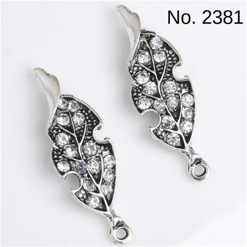 10PCS New Anti-silver Color Clear Crystal Leaf Charms Pendant Fashion Jewelry Findings Handmade Craft 11*35mm Zinc Alloy Metal
10PCS New Anti-silver Color Clear Crystal Leaf Charms Pendant Fashion Jewelry Findings Handmade Craft 11*35mm Zinc Alloy Metal