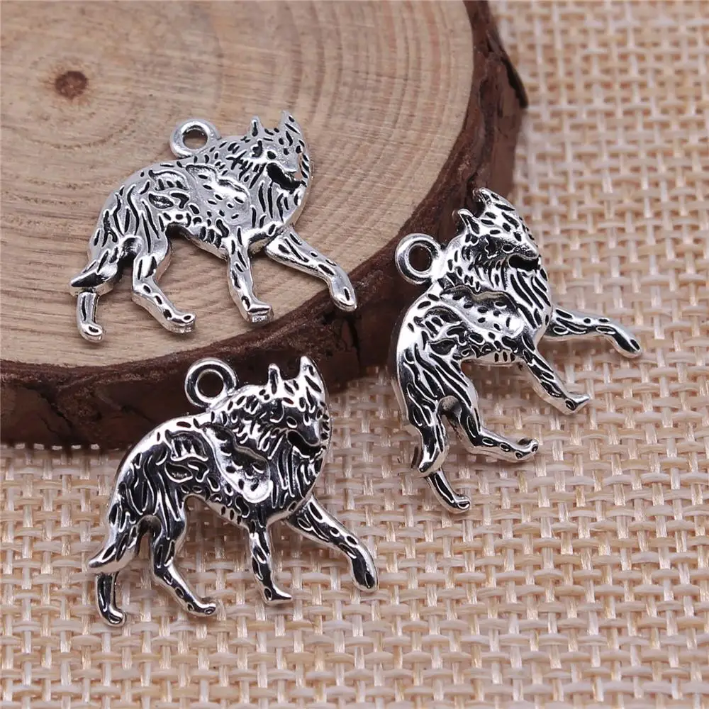 10Pcs 19x18mm Antique Silver Color Wolf Charms For DIY Bracelet Necklace Jewelry Making
10Pcs 19x18mm Antique Silver Color Wolf Charms For DIY Bracelet Necklace Jewelry Making