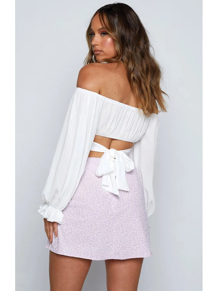 Sexy Women Blouse Low-cut Puff Sleeve Long Sleeved Chiffon Shirt Bandage Slim Fit Tops Ladies Elegant Blouse 2021 Spring Autumn
Sexy Women Blouse Low-cut Puff Sleeve Long Sleeved Chiffon Shirt Bandage Slim Fit Tops Ladies Elegant Blouse 2021 Spring Autumn