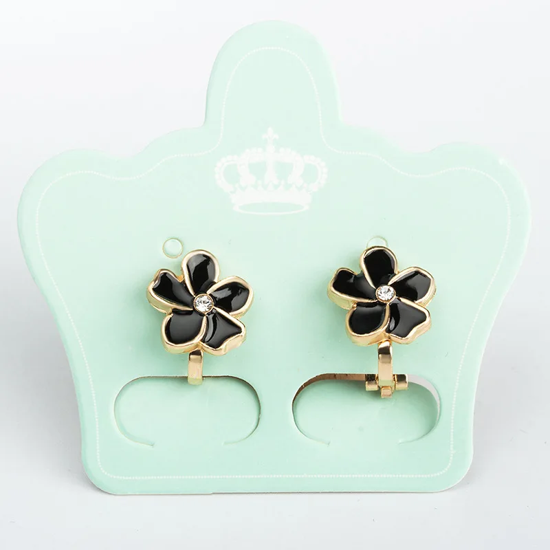 2021 New Korean Version Personalized Cute Girl Versatile Earring Heart Candy Cartoon Earrings Without Earholes
2021 New Korean Version Personalized Cute Girl Versatile Earring Heart Candy Cartoon Earrings Without Earholes
